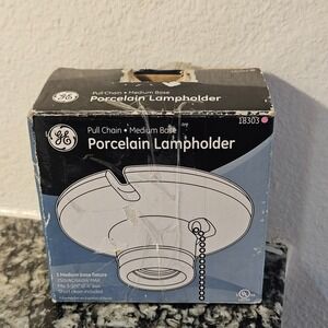 GE Medium Base Porcelain Lampholder with Pull Chain Model 18303